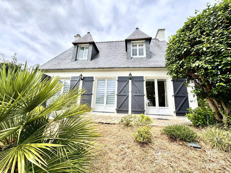Maison à LE RELECQ-KERHUON