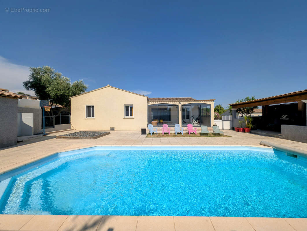 Maison à SAINT-DEZERY