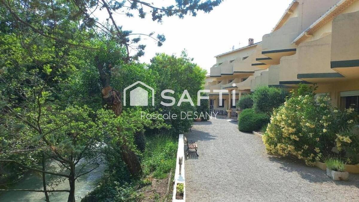 Photo 1 - Commerce à BUIS-LES-BARONNIES