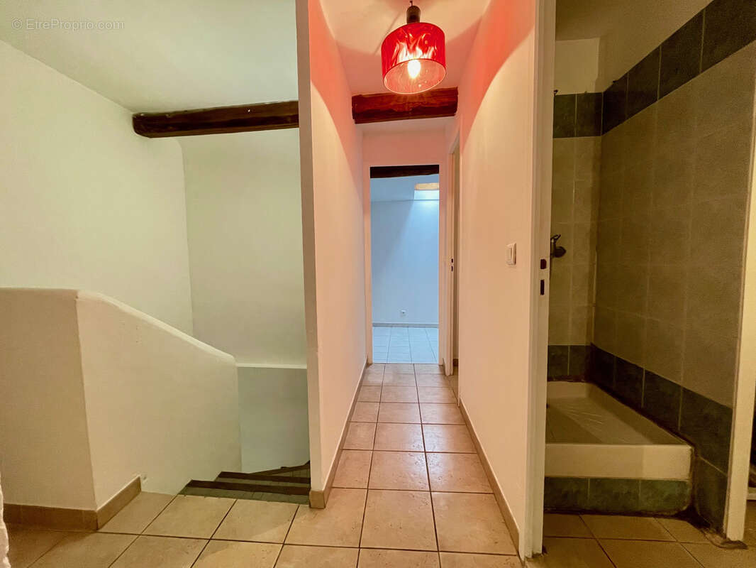 Appartement à TRANS-EN-PROVENCE