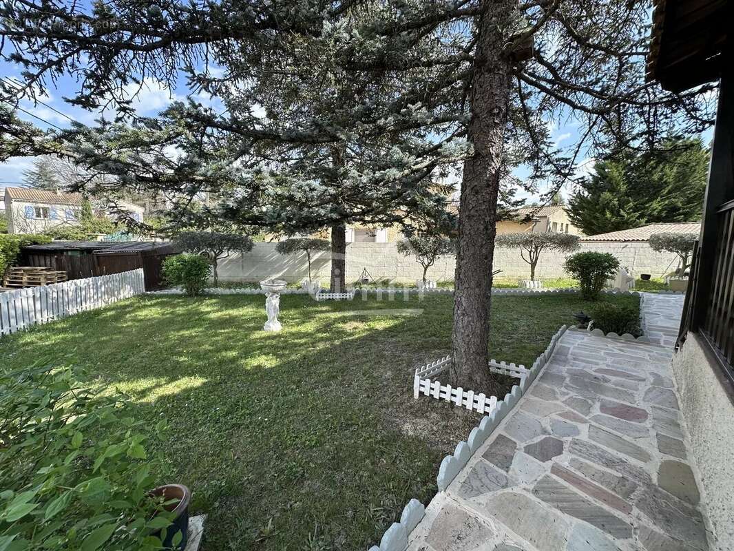 Maison à PIERREVERT
