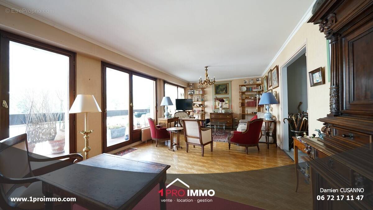 photos n°1 - Appartement à SAINT-EGREVE