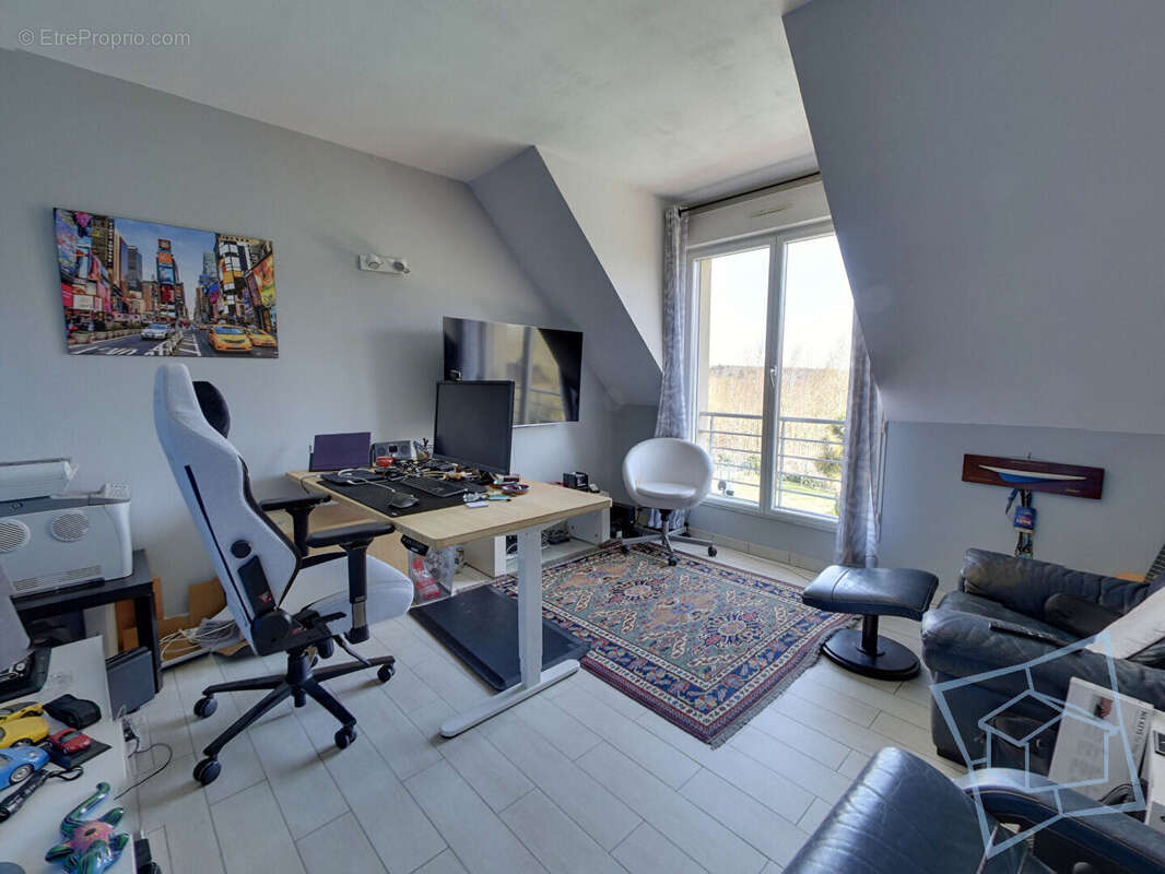 Maison à LIMOURS