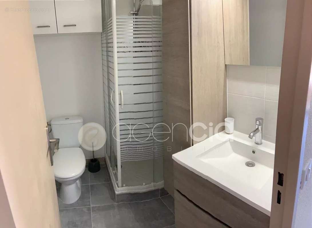 Appartement à MANDELIEU-LA-NAPOULE