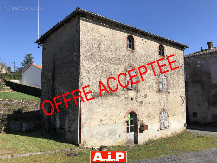 Maison à POUZAUGES