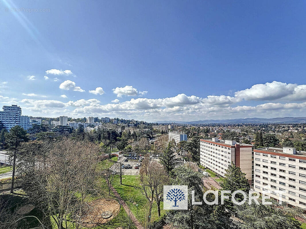 Appartement à LYON-9E