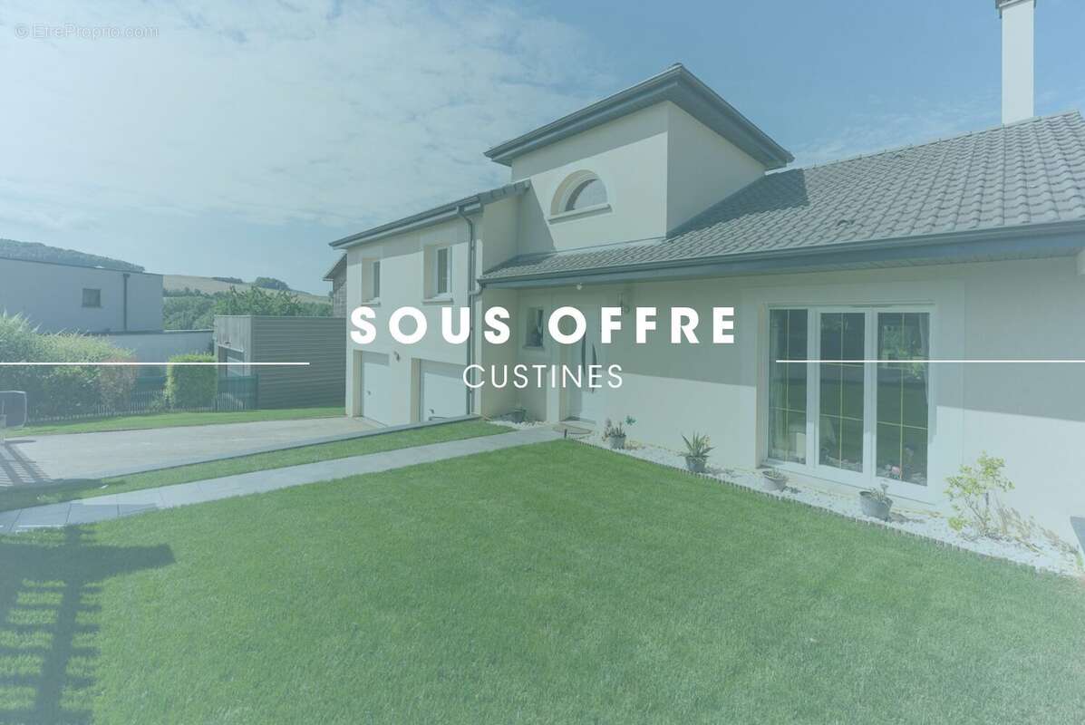 Maison à CUSTINES