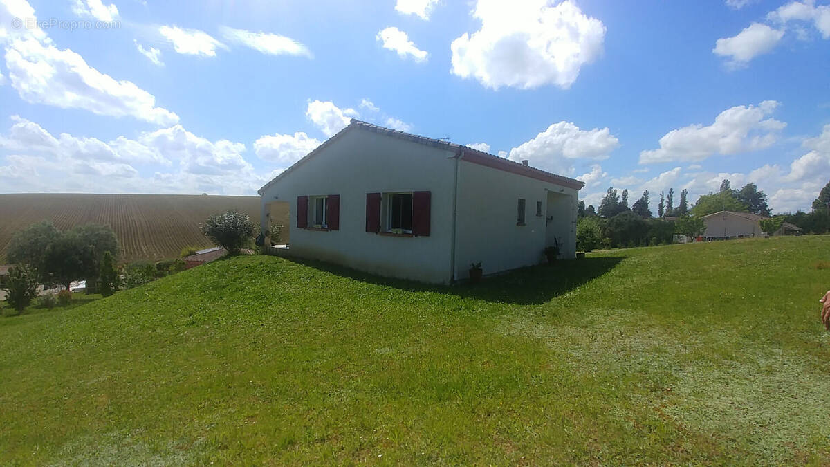Maison à CAUSSADE