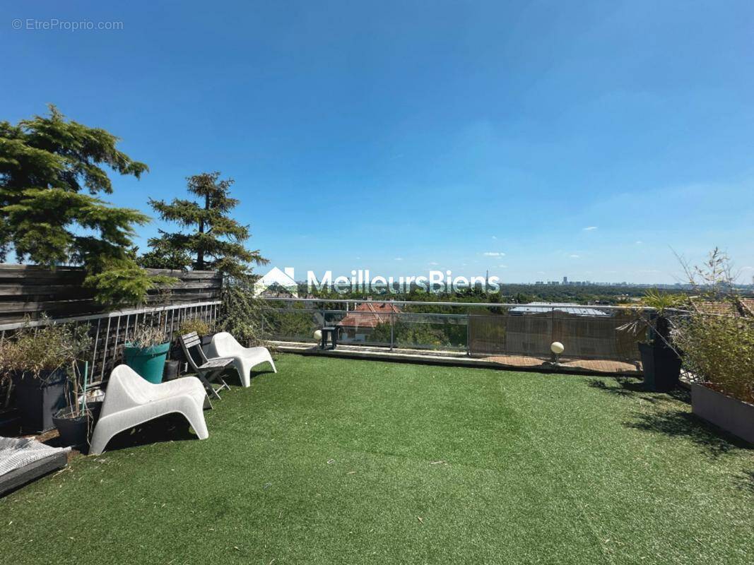 Appartement à SURESNES