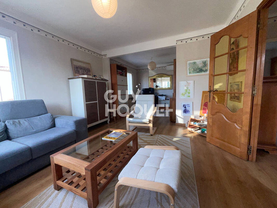 Appartement à L&#039;ISLE-SUR-LA-SORGUE