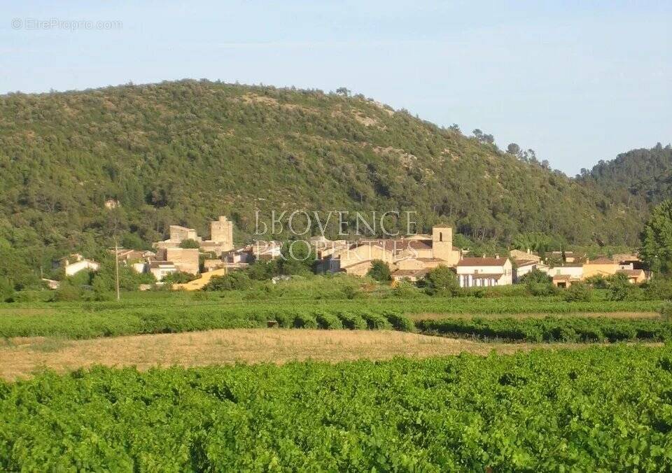 Terrain à CORRENS