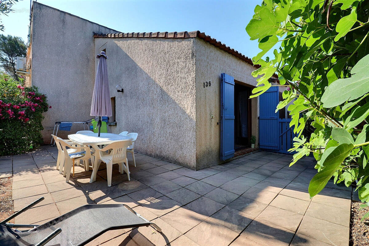 Maison à LA MOTTE