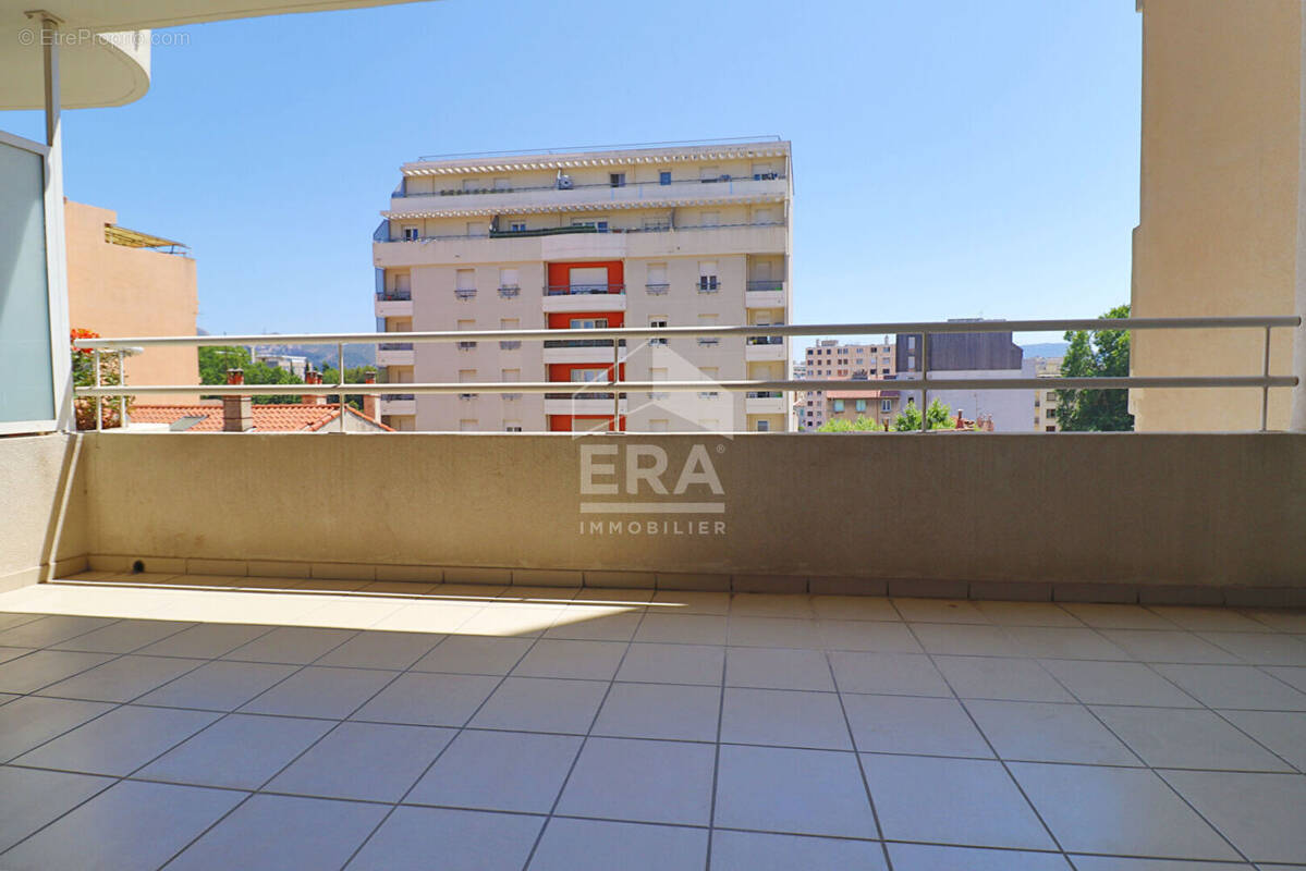 Appartement à MARSEILLE-10E