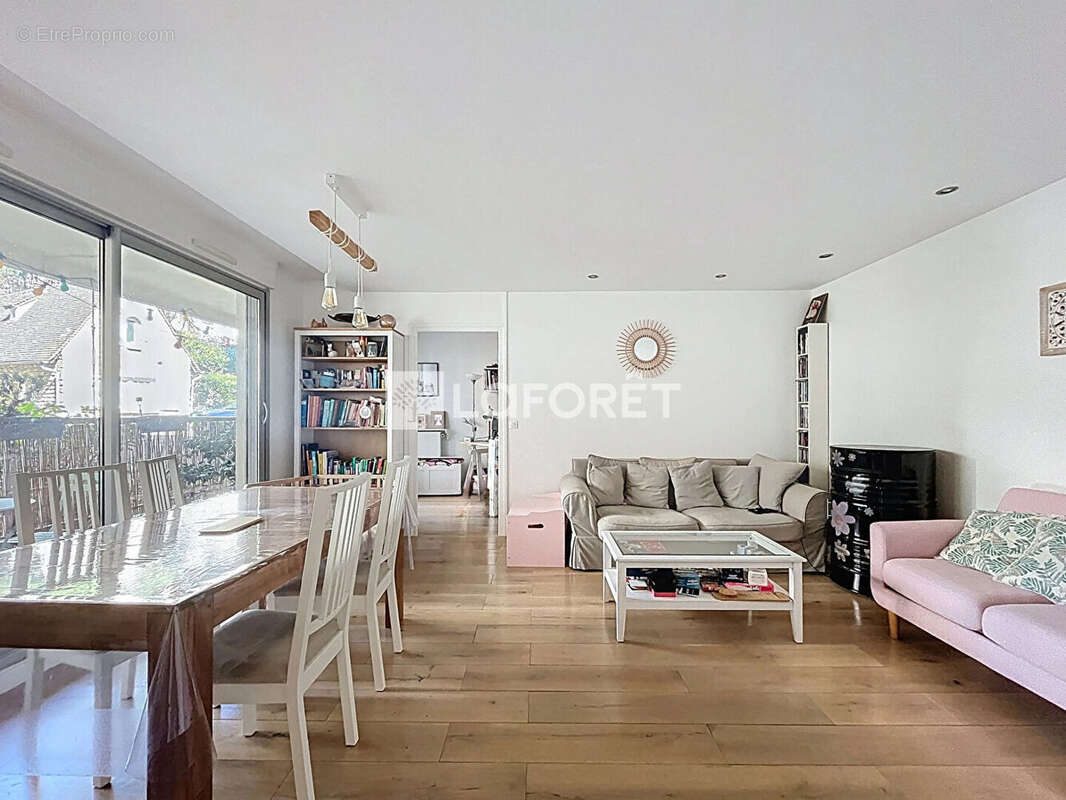 Appartement à CHATILLON