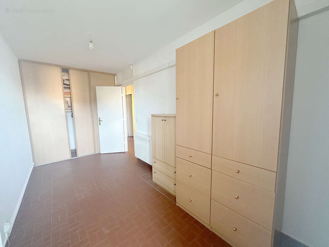 Appartement à MAUGUIO