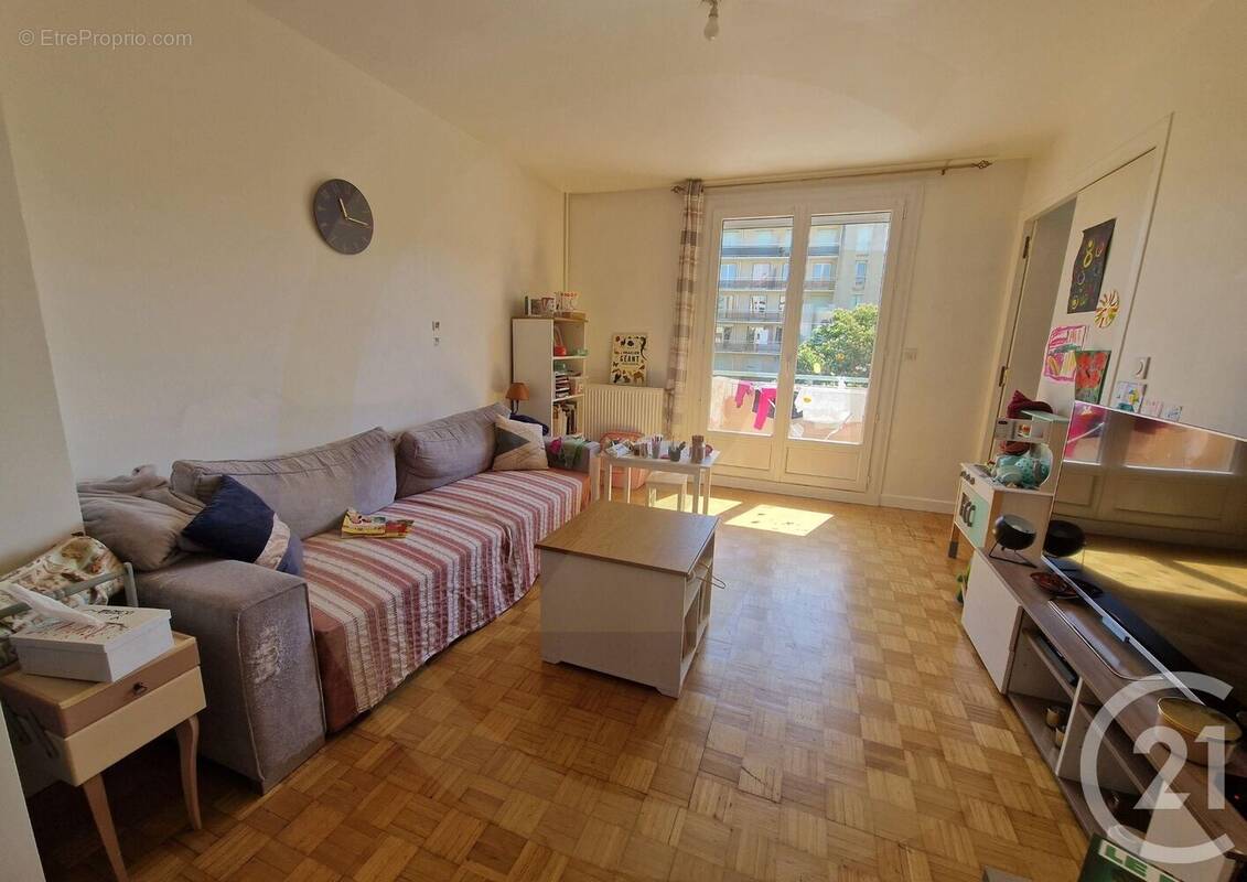 Appartement à BOURGOIN-JALLIEU