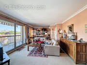 Appartement à BOURG-LA-REINE