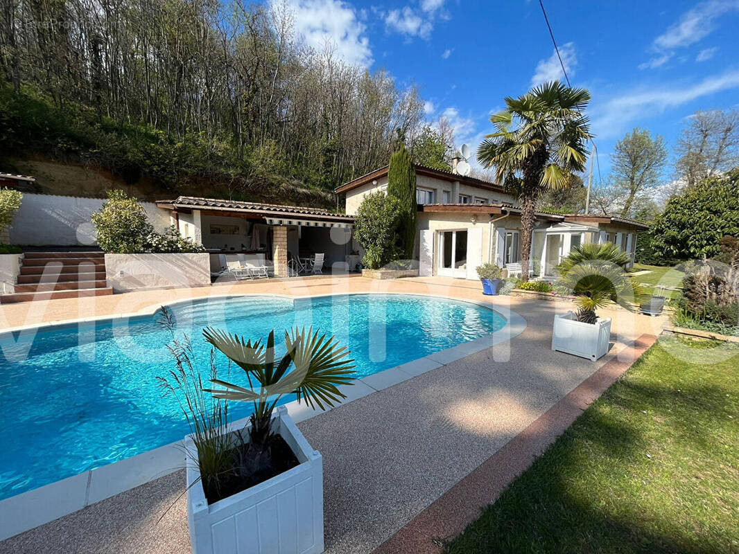 Maison à GEYSSANS