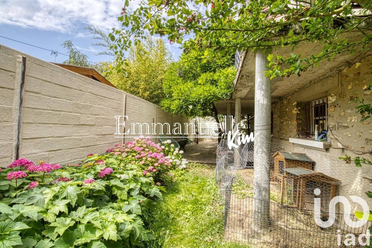 Photo 1 - Maison à MONTMORENCY