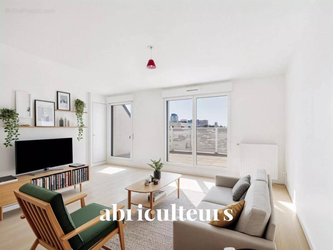 Appartement à COLOMBES