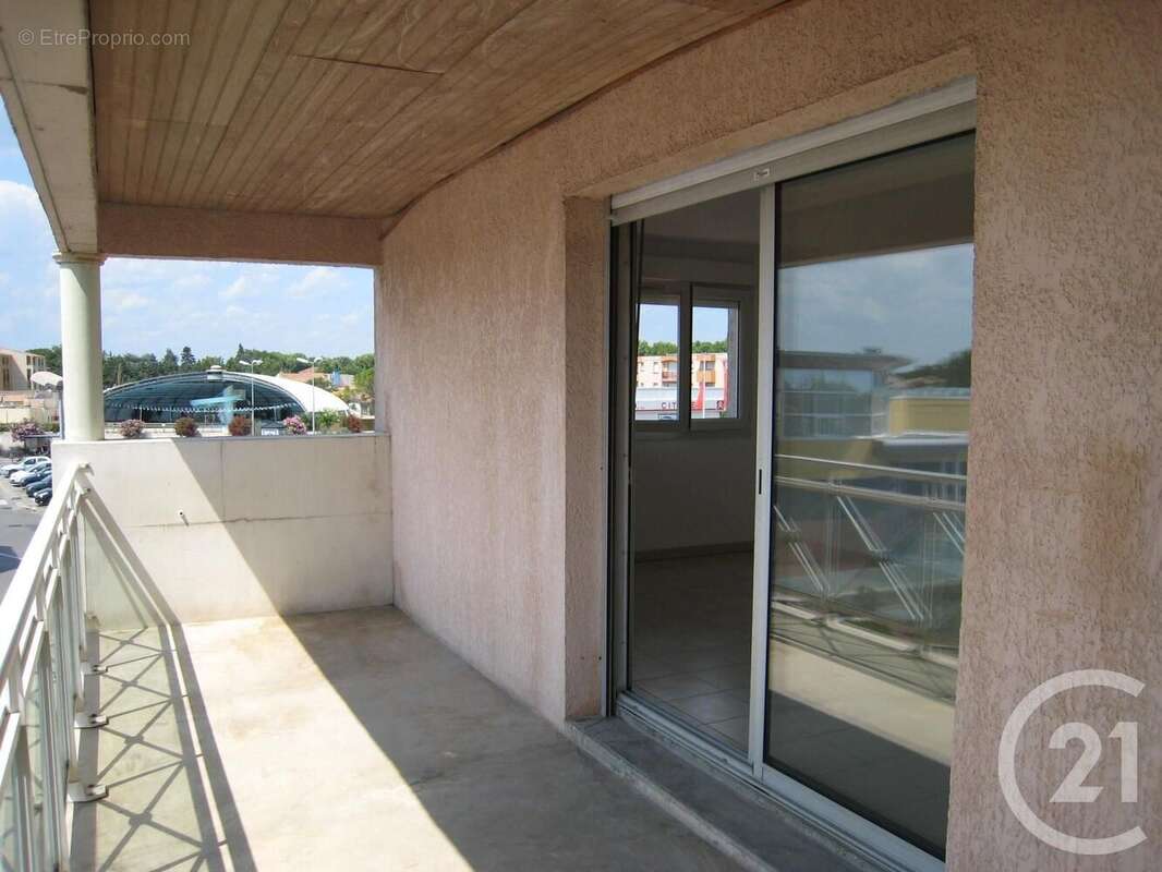 Appartement à MAUGUIO