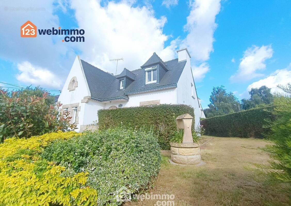 Maison à CHATELAUDREN