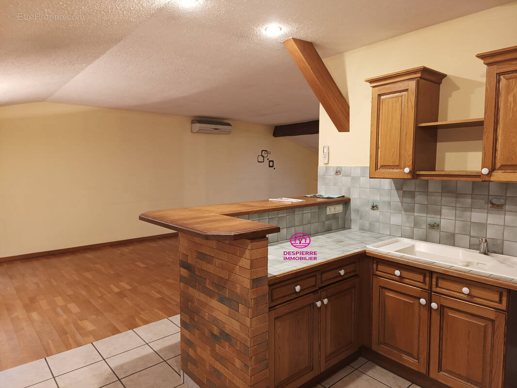 Appartement à ROUSSILLON