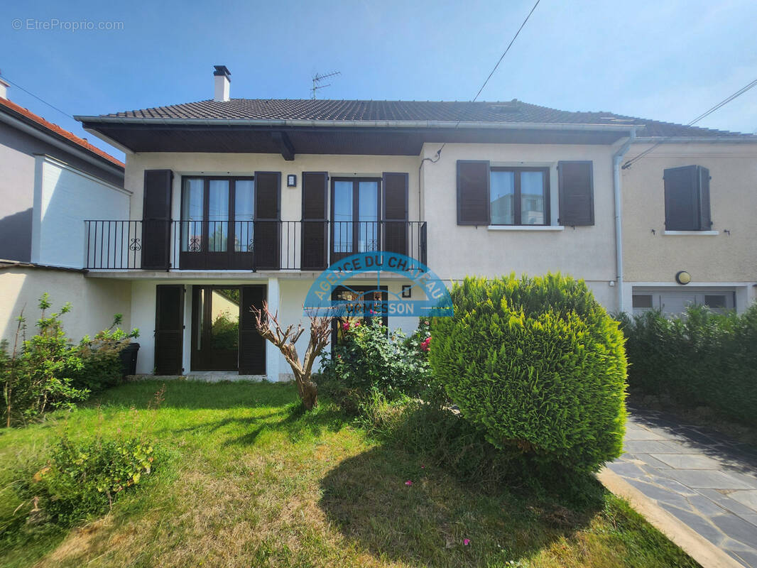 Maison à PONTAULT-COMBAULT