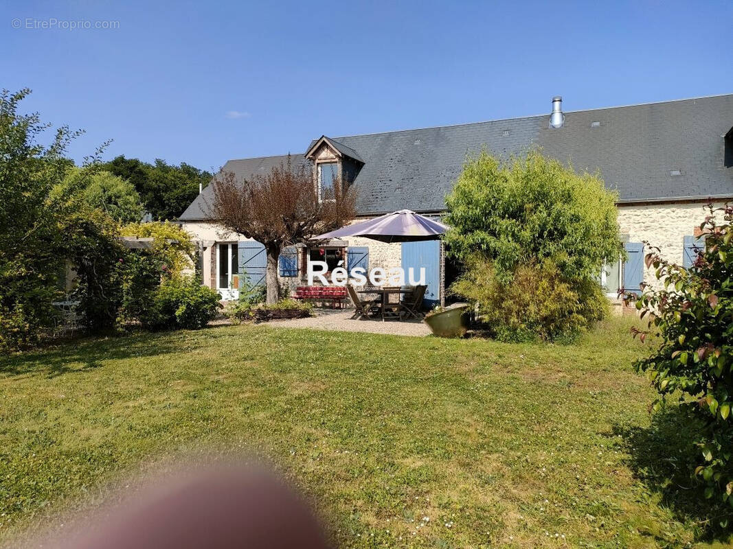 Maison à CLOYES-SUR-LE-LOIR