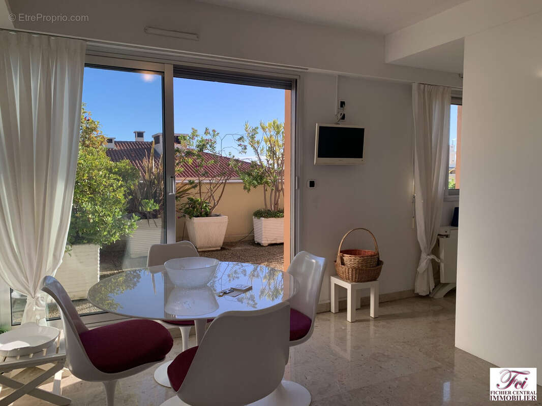 Appartement à MENTON