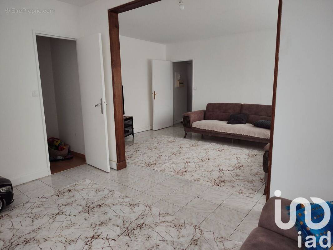Photo 2 - Appartement à RIS-ORANGIS