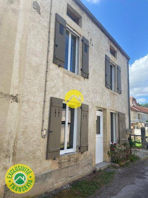Maison à VENAREY-LES-LAUMES