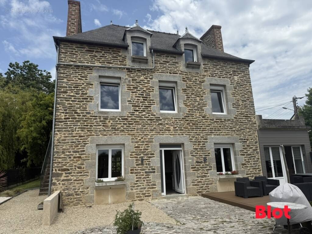 Maison à PLESLIN-TRIGAVOU