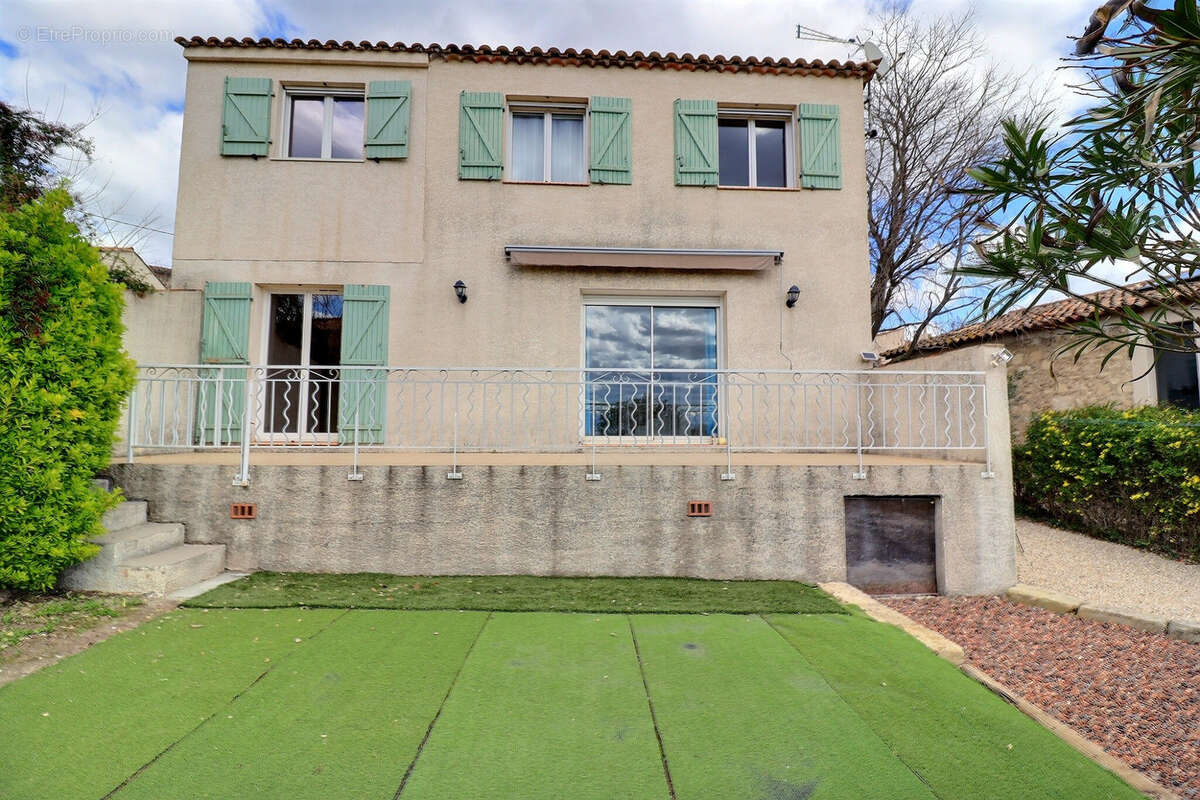 Maison à JUNAS