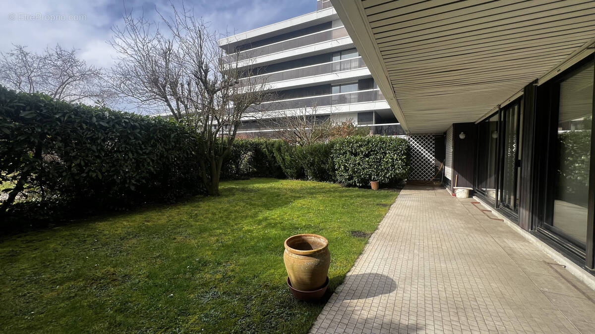 Appartement à LE CHESNAY