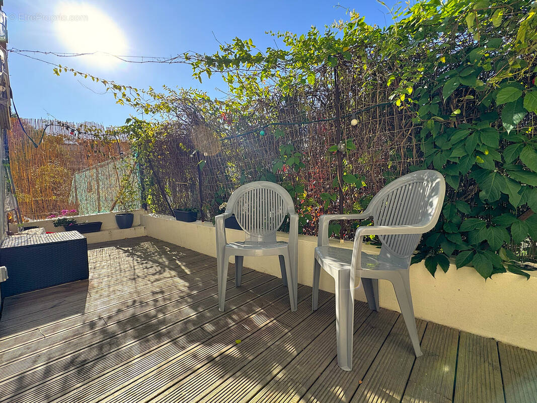 Appartement à PARIS-19E
