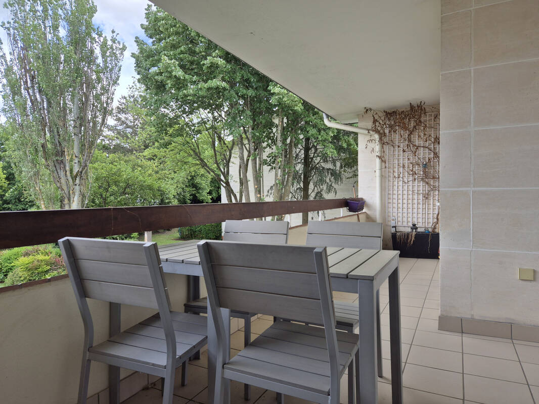 Appartement à LOUVECIENNES
