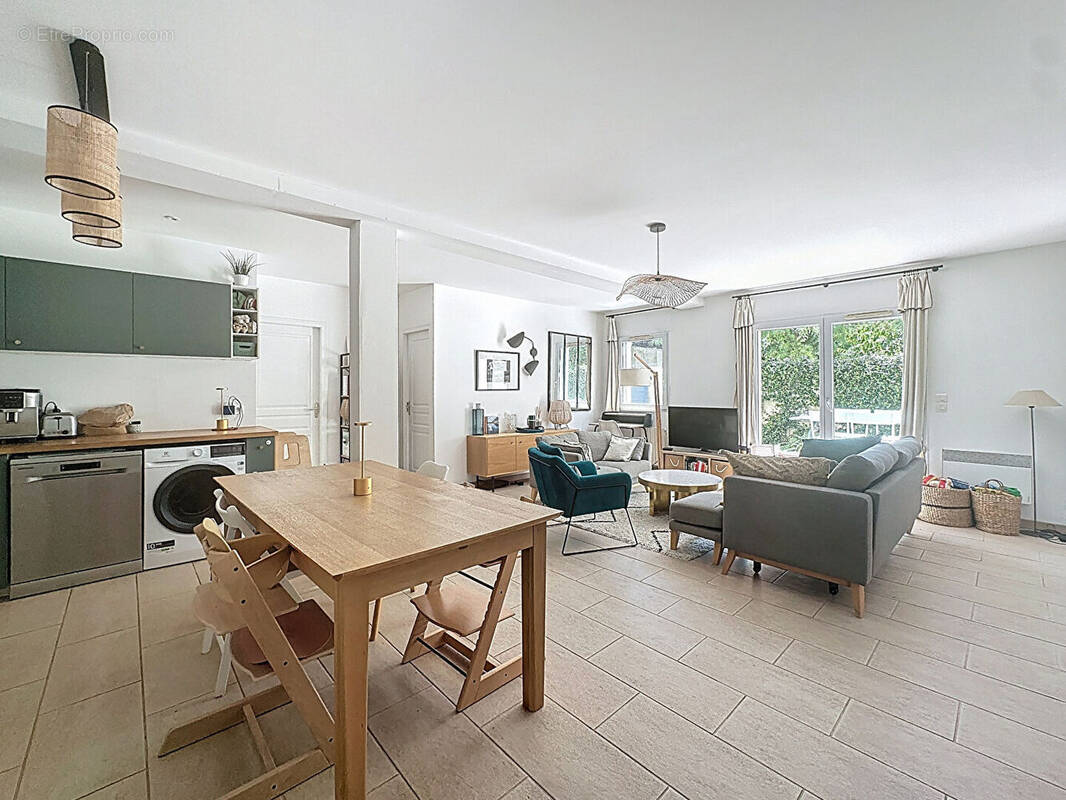 Appartement à LE BOUSCAT
