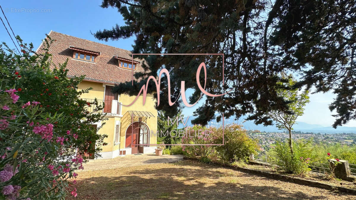 Maison à COUBLEVIE