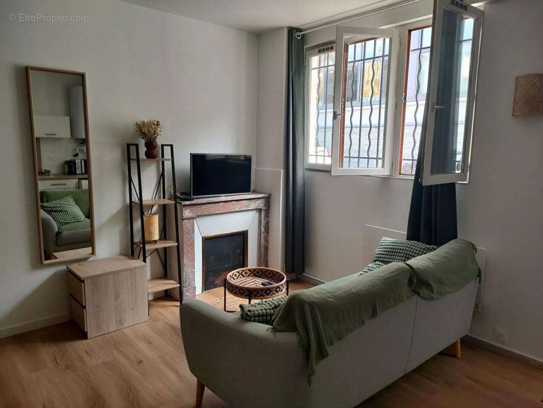 Appartement à PARIS-19E