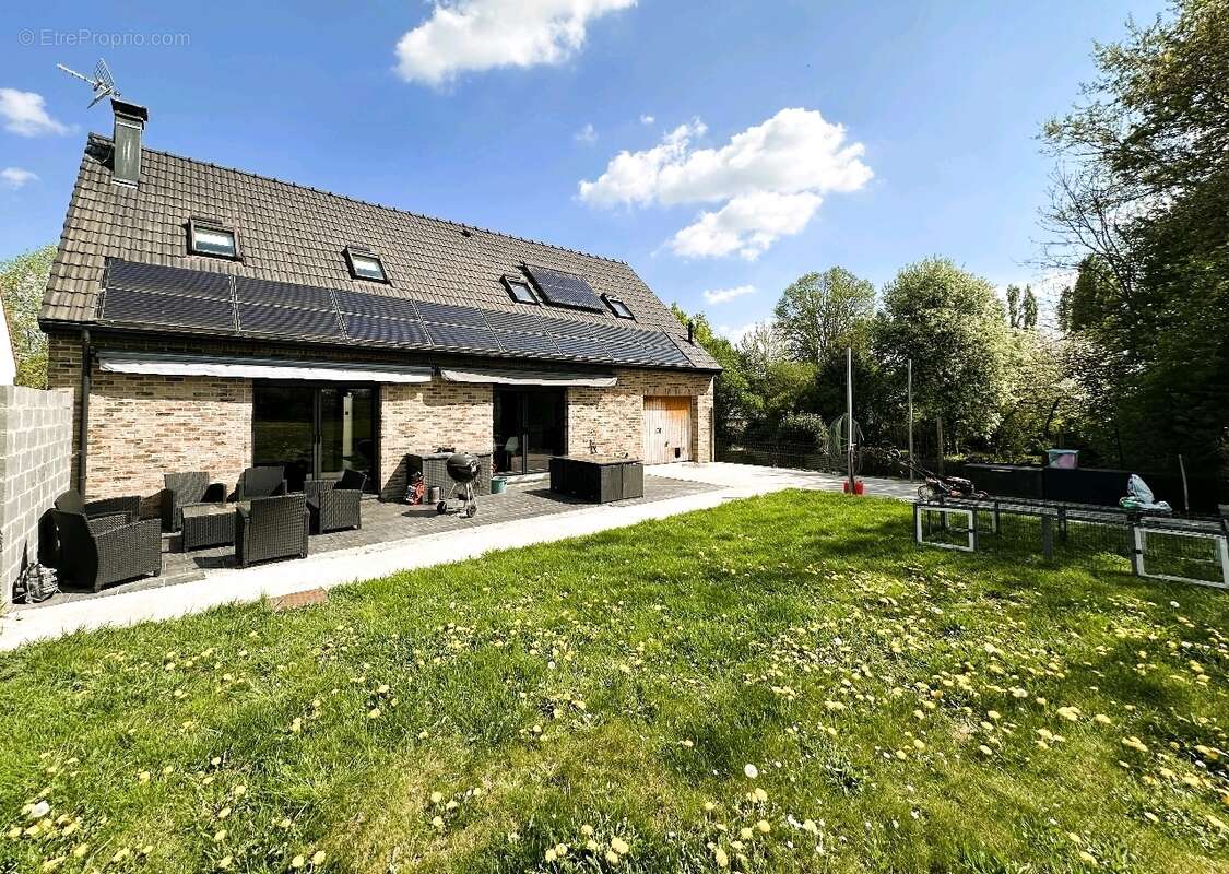 Maison à QUEANT
