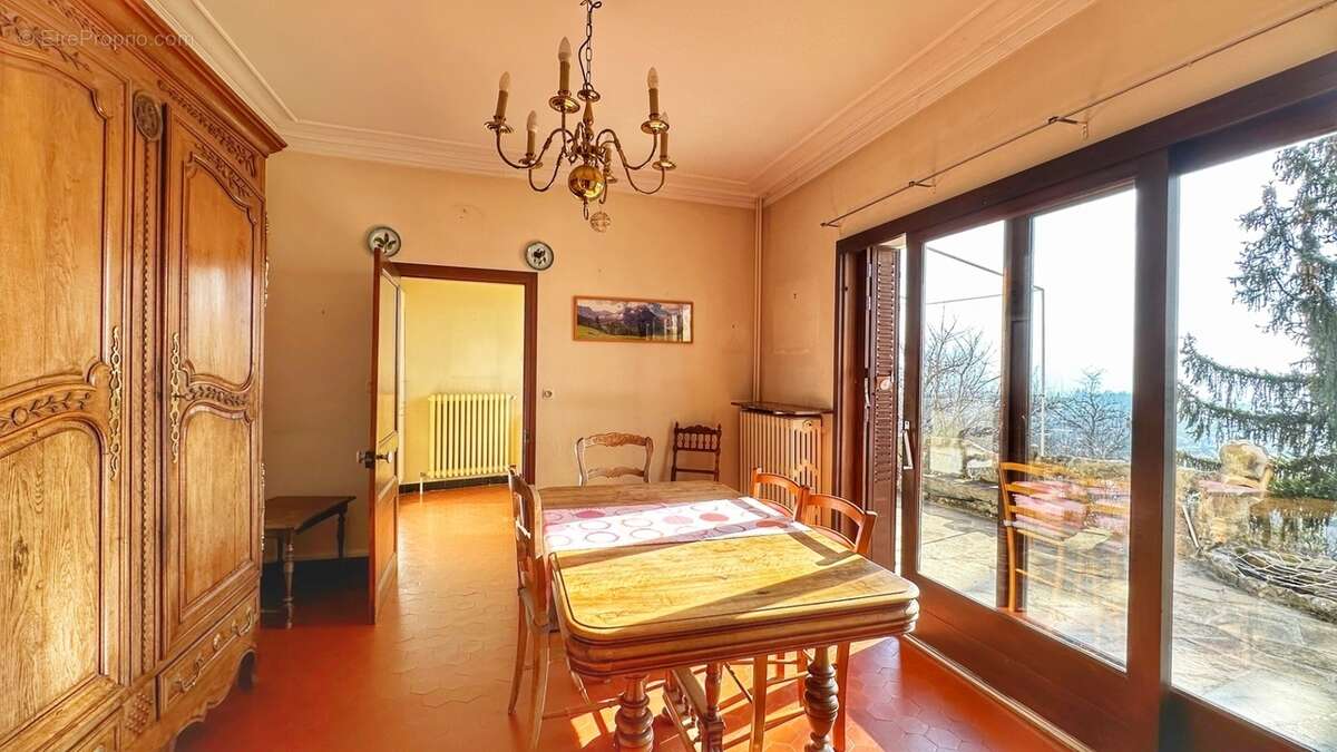 Maison à COUBLEVIE