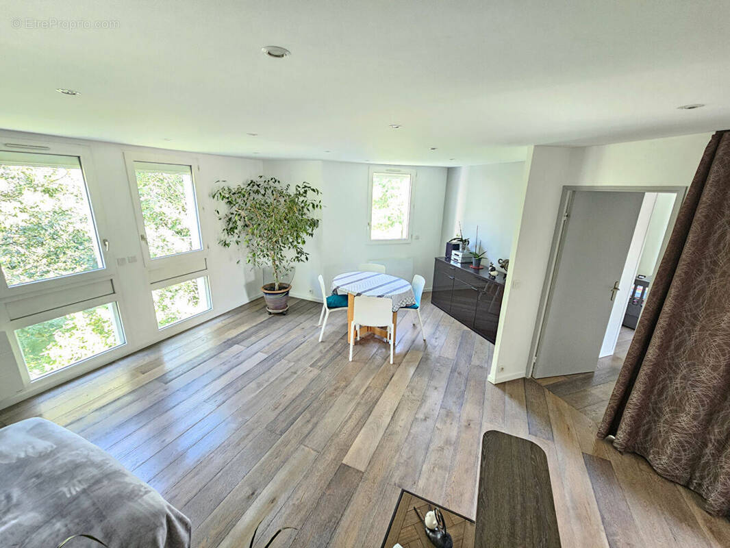 Appartement à BRY-SUR-MARNE