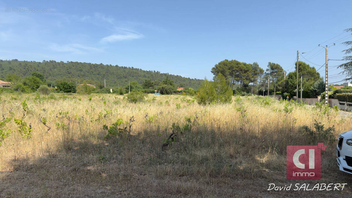 Terrain à GAREOULT