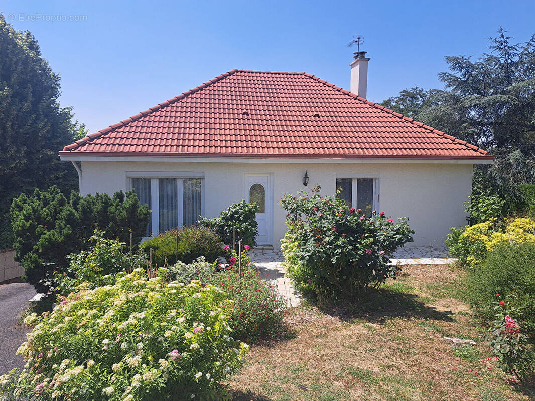 Maison à CHATELLERAULT