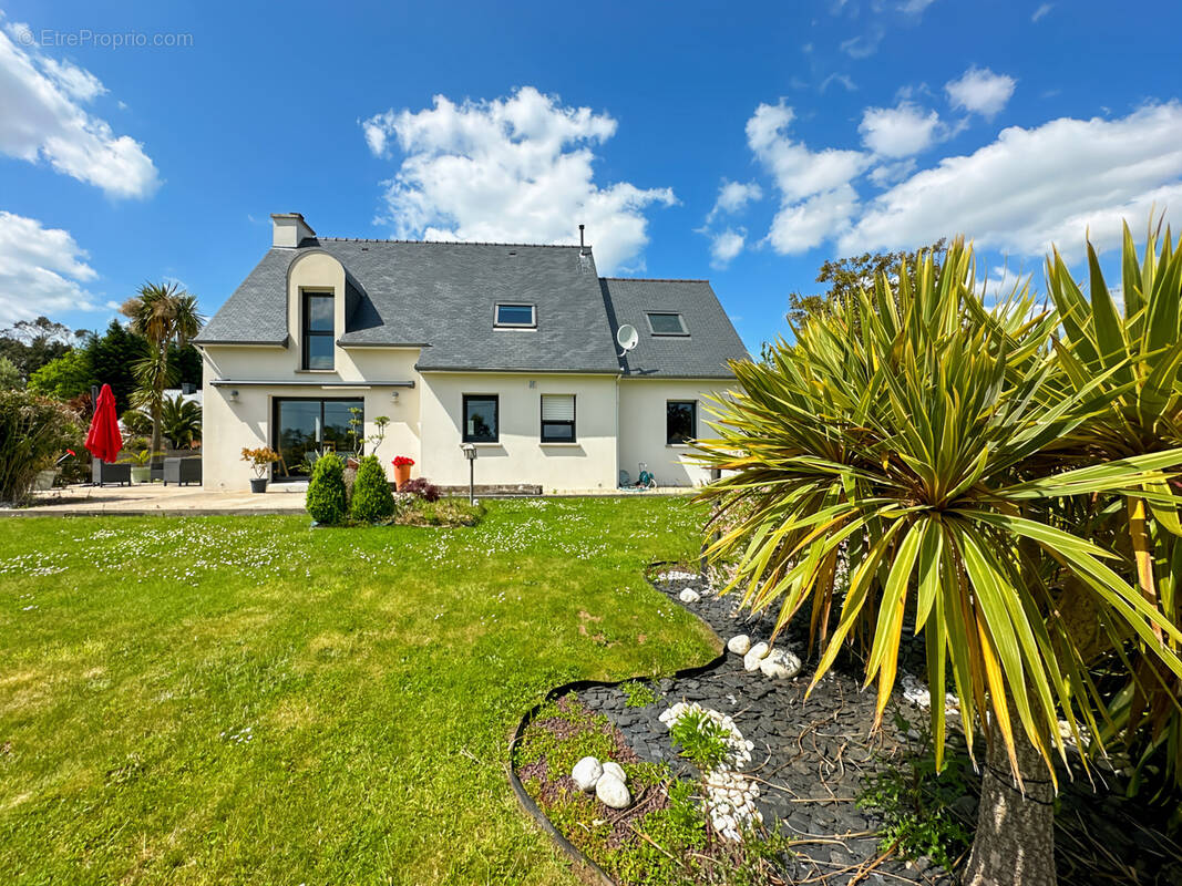 Maison à MELGVEN