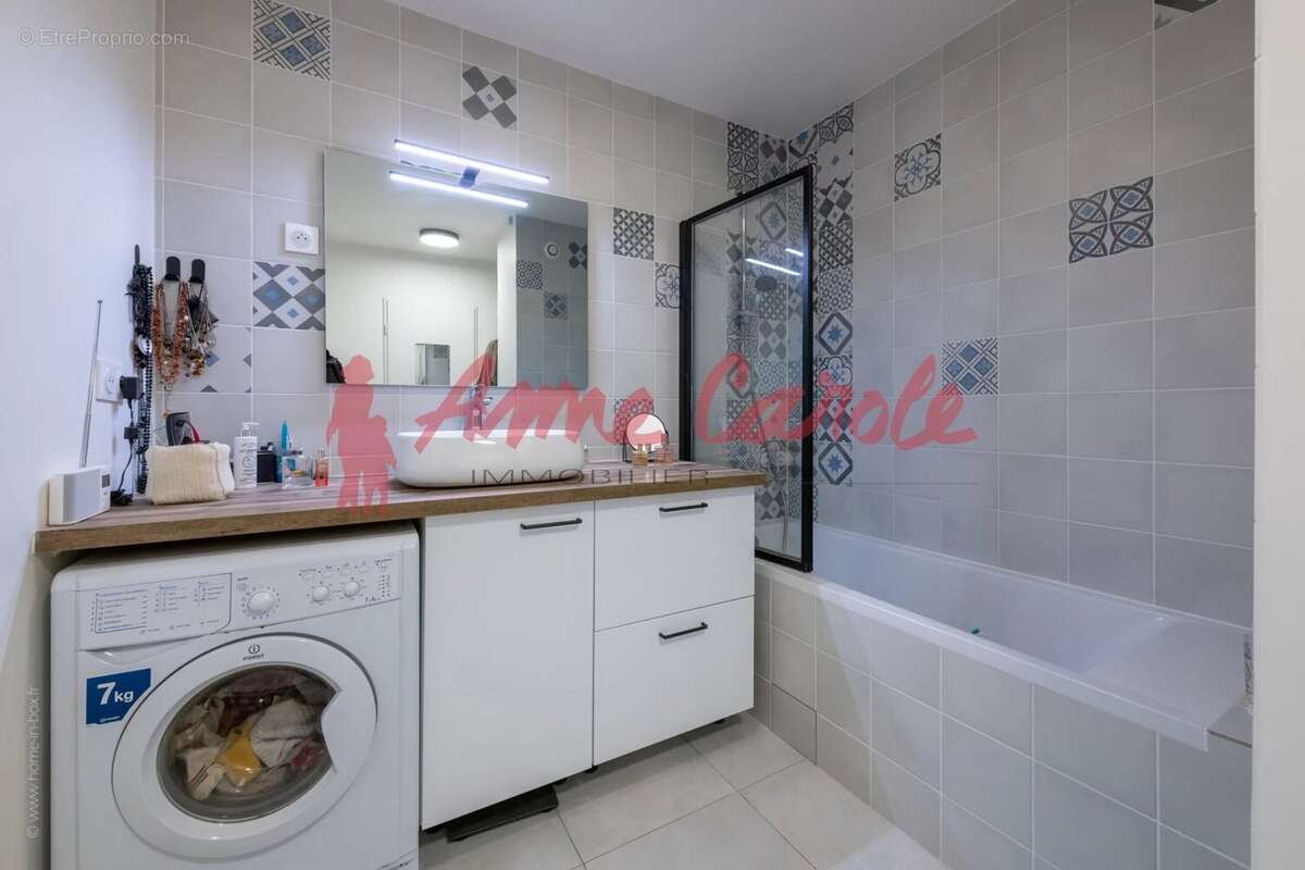 Appartement à PARIS-19E