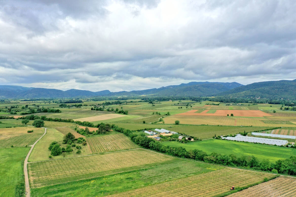 Terrain à GAREOULT