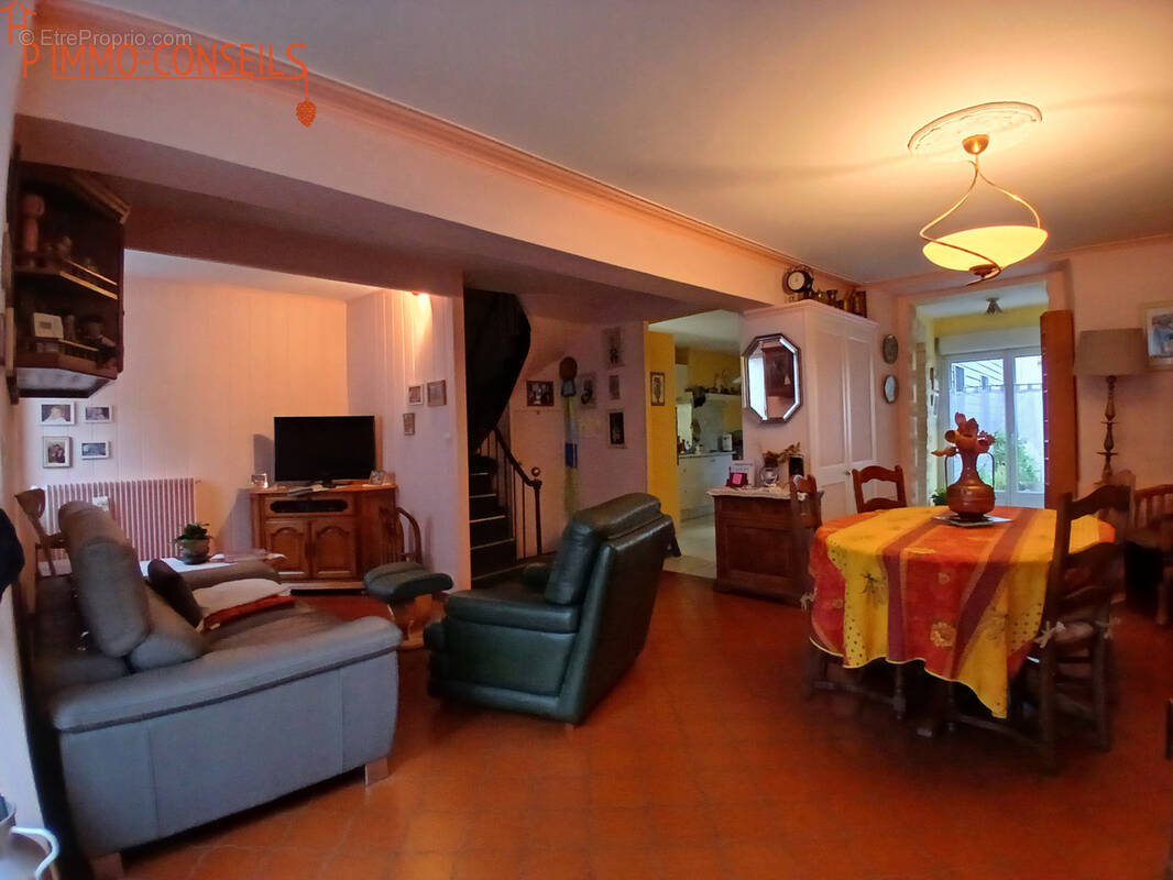 Maison à PLESSE