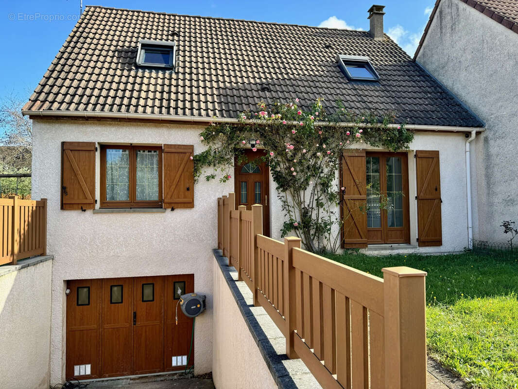 Maison à VILLABE
